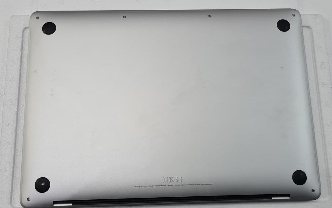 Apple MacBook Pro 2020 13.3" Retina, Intel Core i5, 8GB RAM, 256GB SSD, Touch Bar, A2289, *Used*