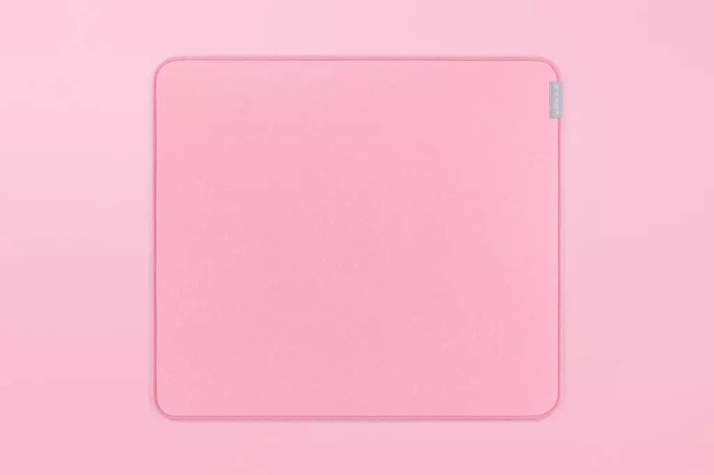 Razer Strider Pink Gaming Mouse Mat – Hybrid Surface, Large 540×400mm, Quartz Pink
